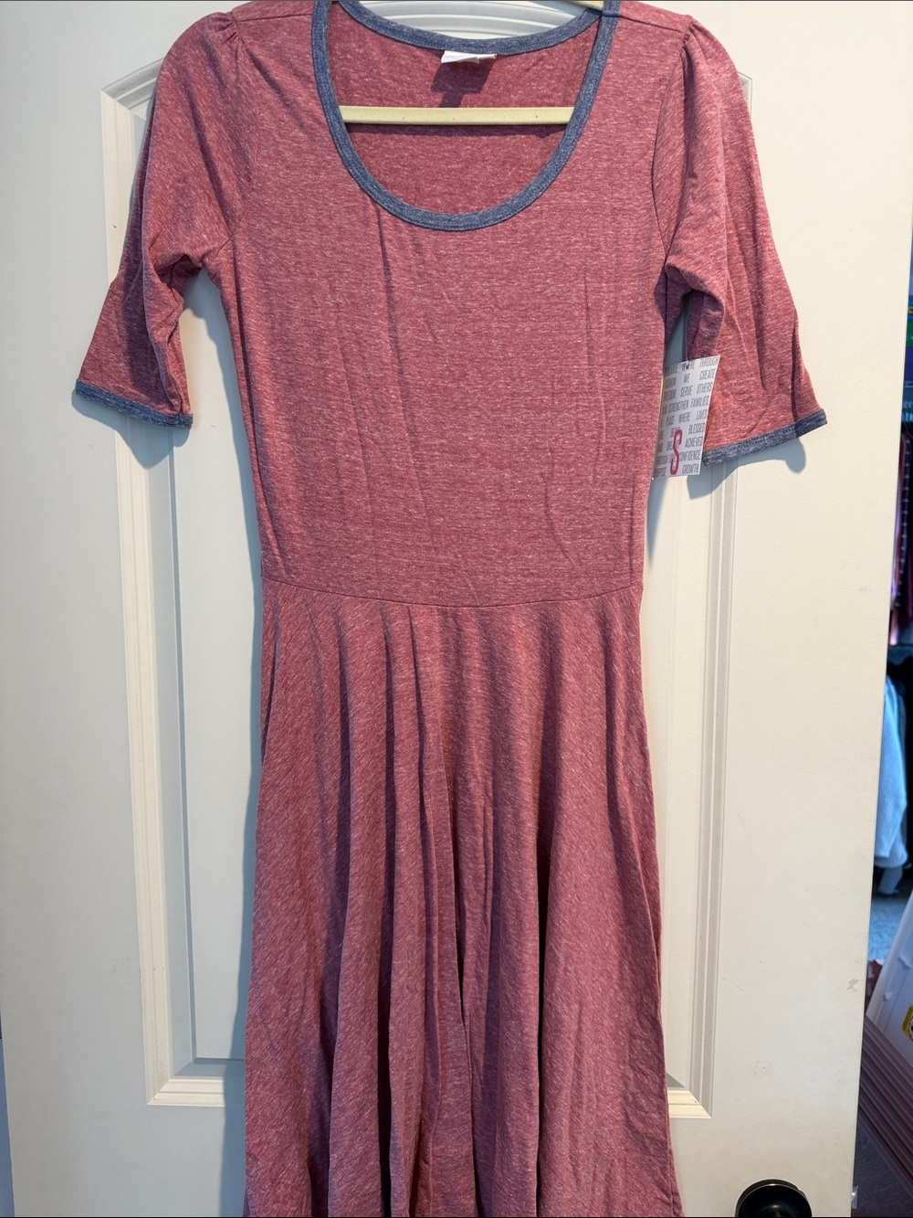 LuLaRoe Nicole nwt Heather Rose Scoop Neck Fit & Flare Dress with Contrast Trim